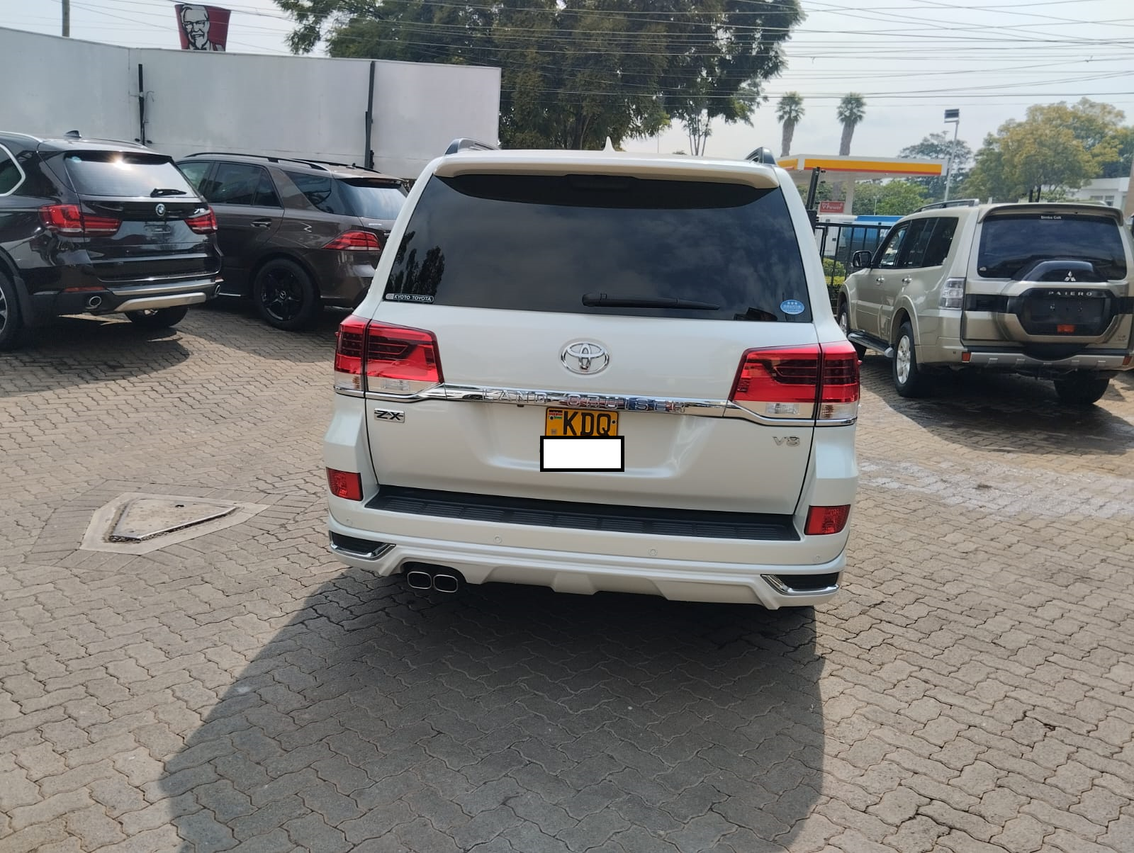 Toyota Land Cruiser V8 ZX | 2017