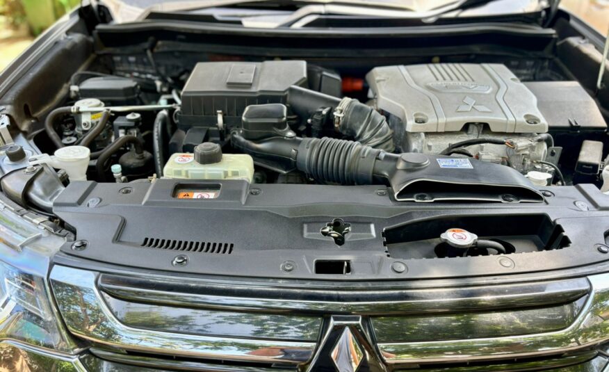 2017 Mitsubishi Outlander PHEV