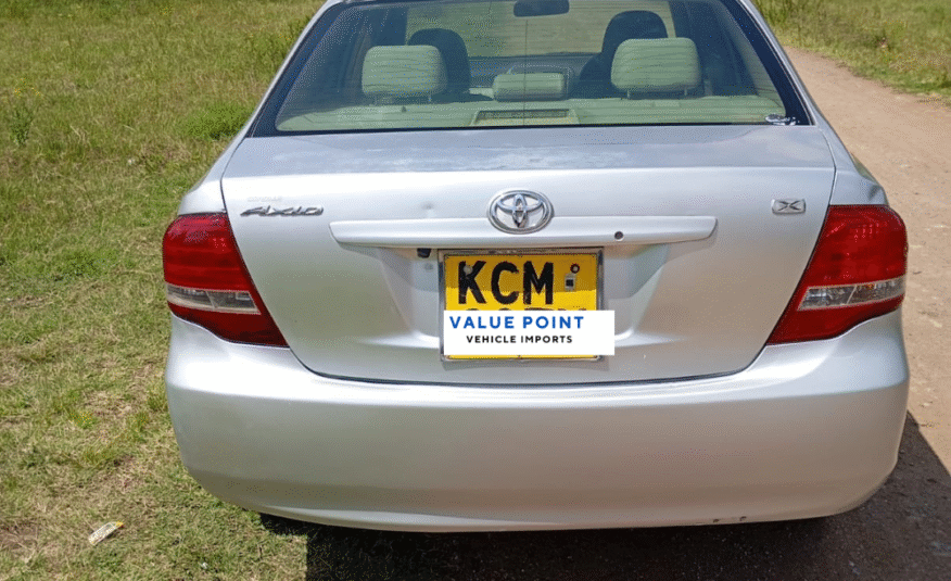 2010 Toyota Axio