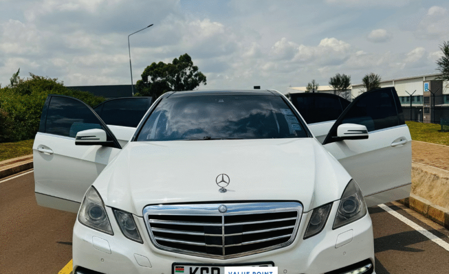 2011 Mercedes-Benz E350