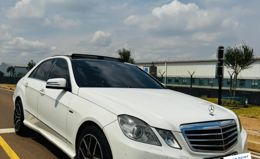 2011 Mercedes-Benz E350