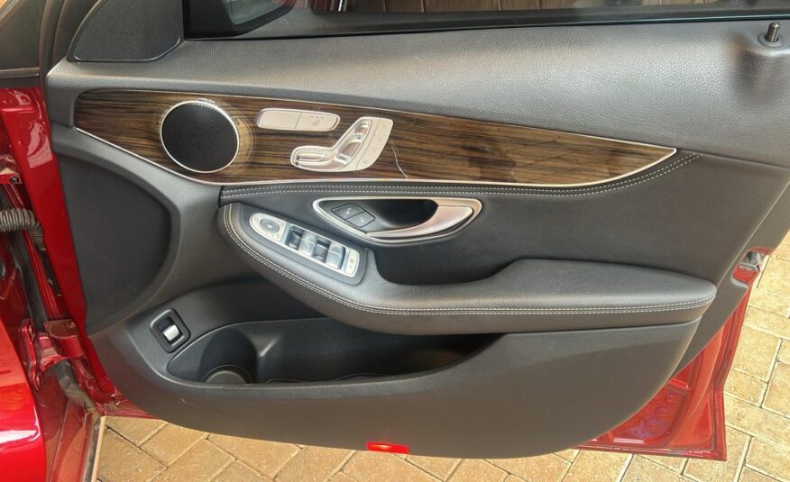 Mercedes-Benz C200 – 2015