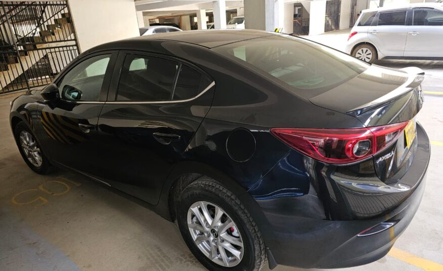 2014 Mazda Axela