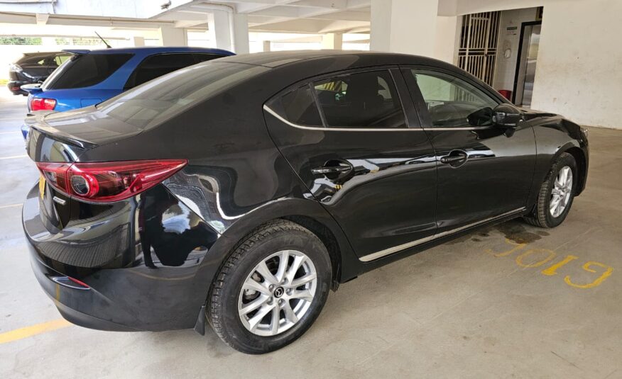 2014 Mazda Axela