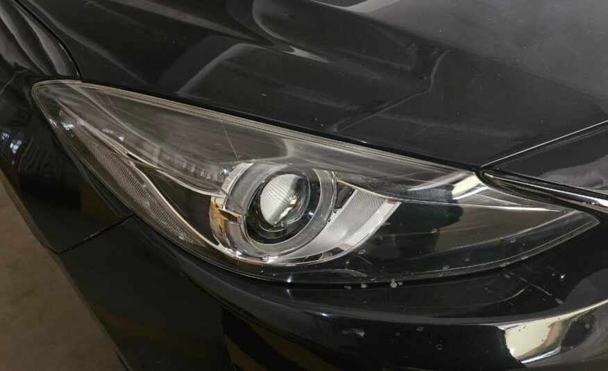 2014 Mazda Axela