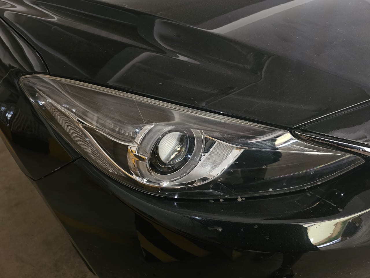 2014 Mazda Axela