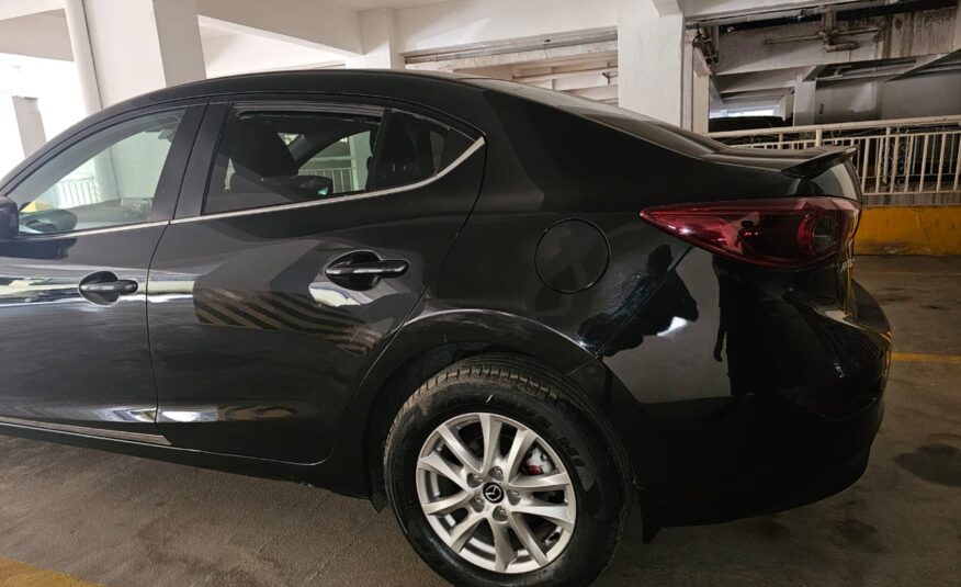 2014 Mazda Axela
