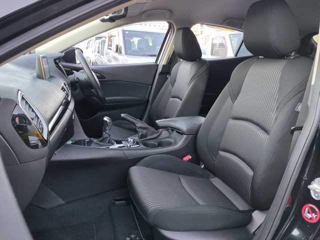 2014 Mazda Axela