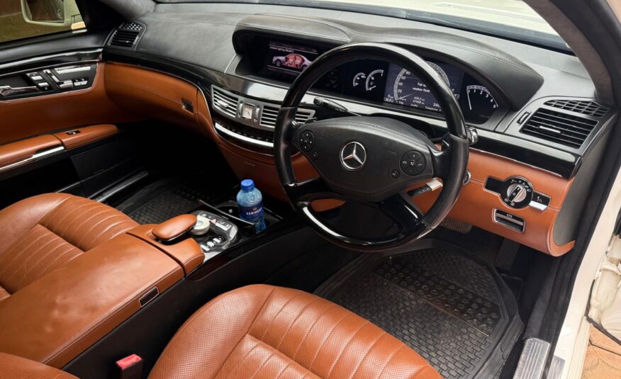 2011 Mercedes-Benz S350L Maybach Line