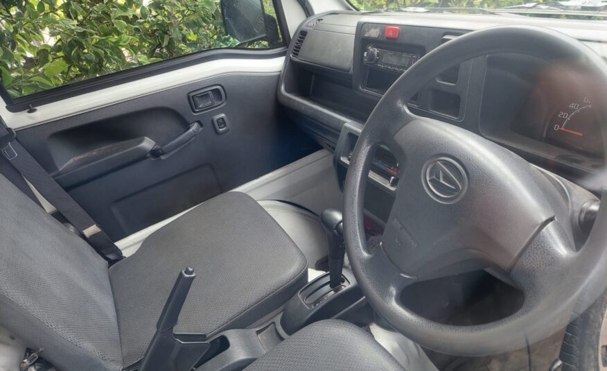 2015 Daihatsu Hijet Pickup