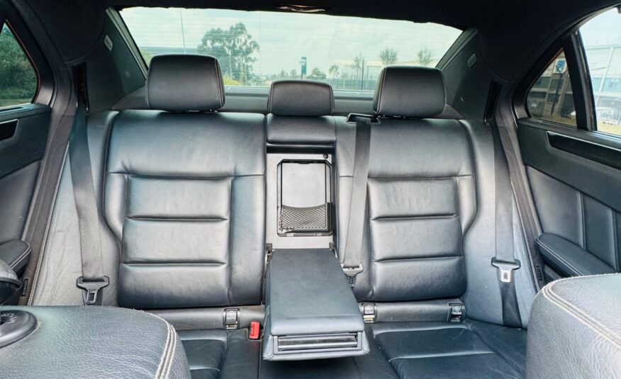 2011 Mercedes-Benz E350