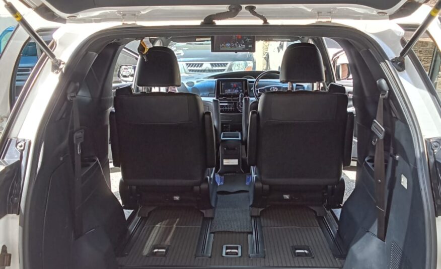 2017 Toyota Estima