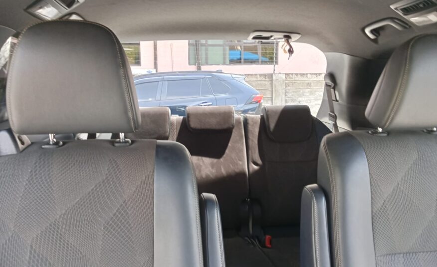 2017 Toyota Estima