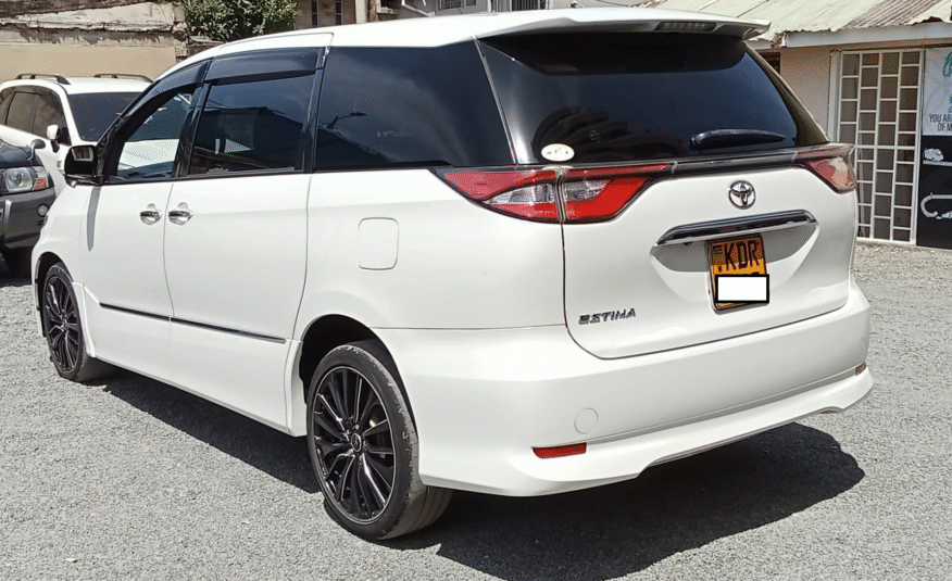 2017 Toyota Estima