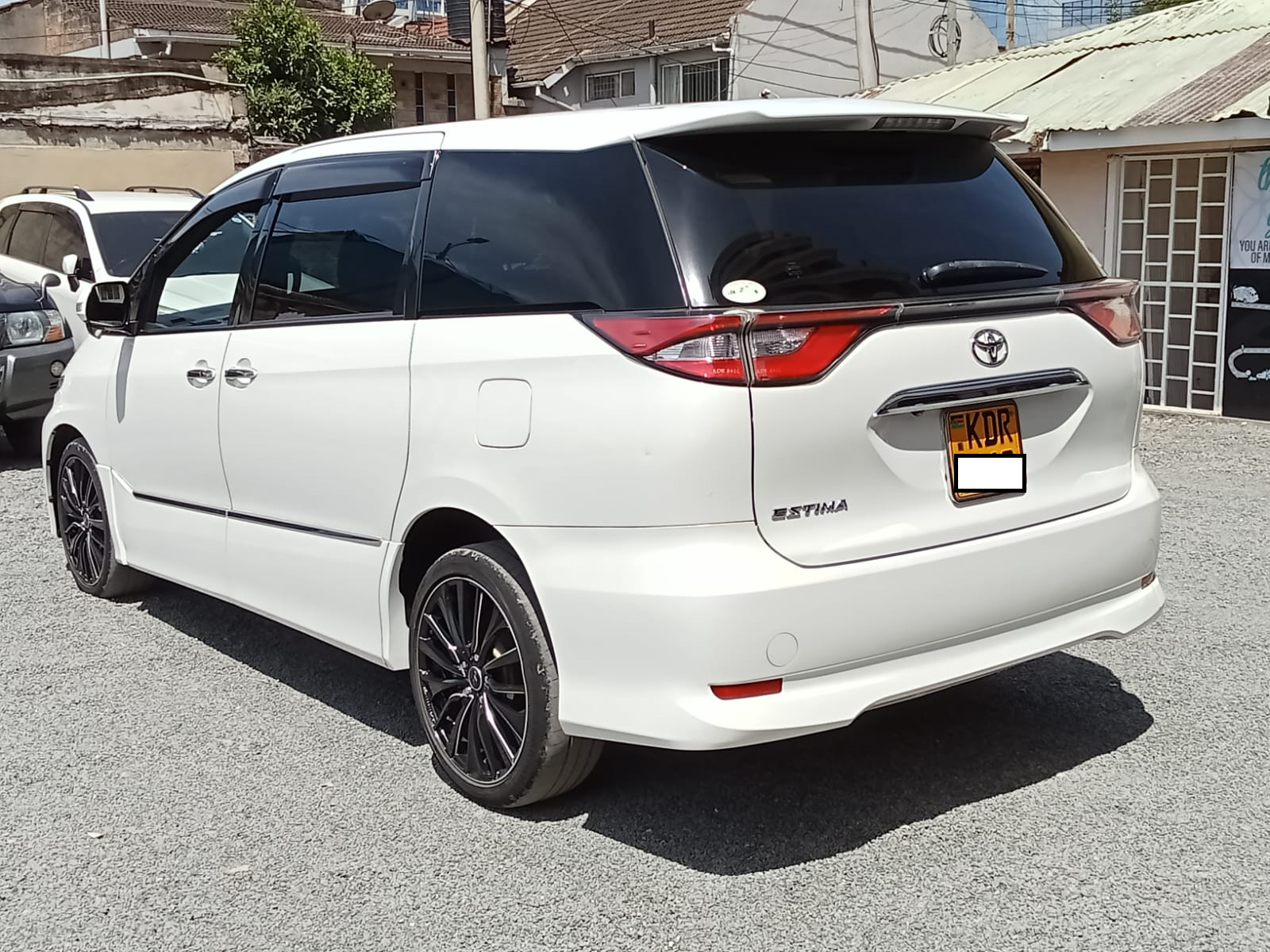 2017 Toyota Estima