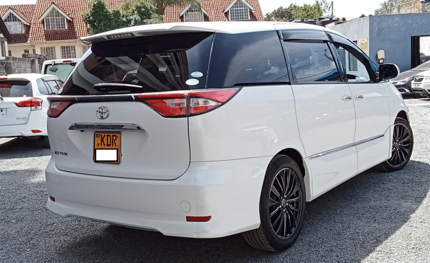 2017 Toyota Estima