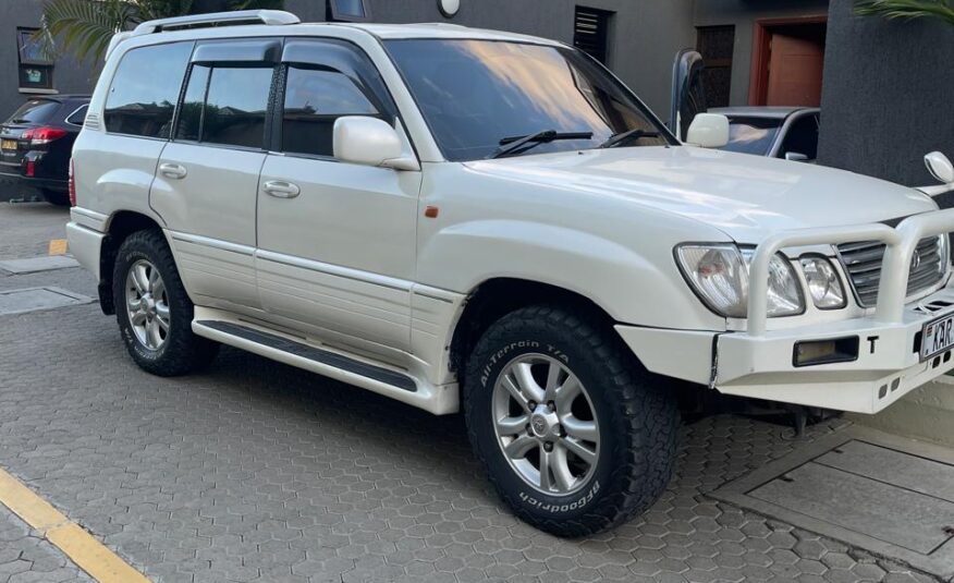 2003 Toyota Land Cruiser Cygnus