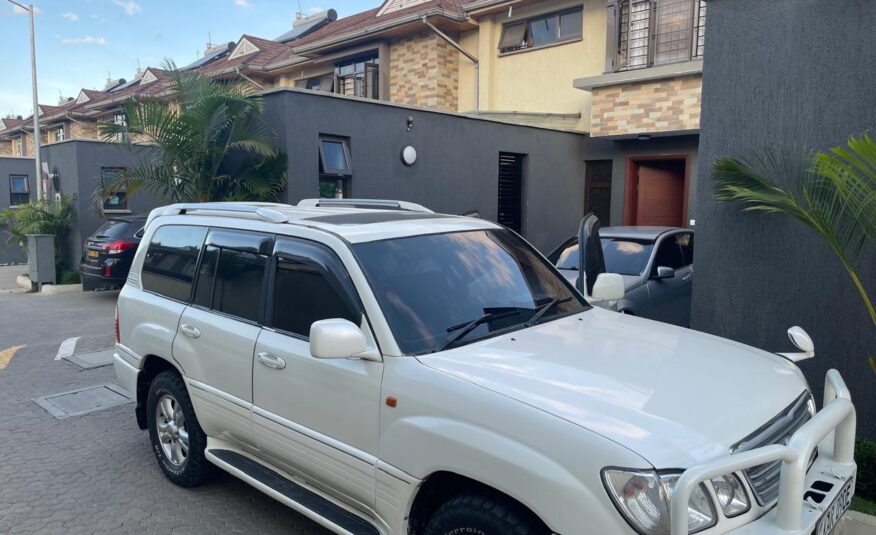 2003 Toyota Land Cruiser Cygnus