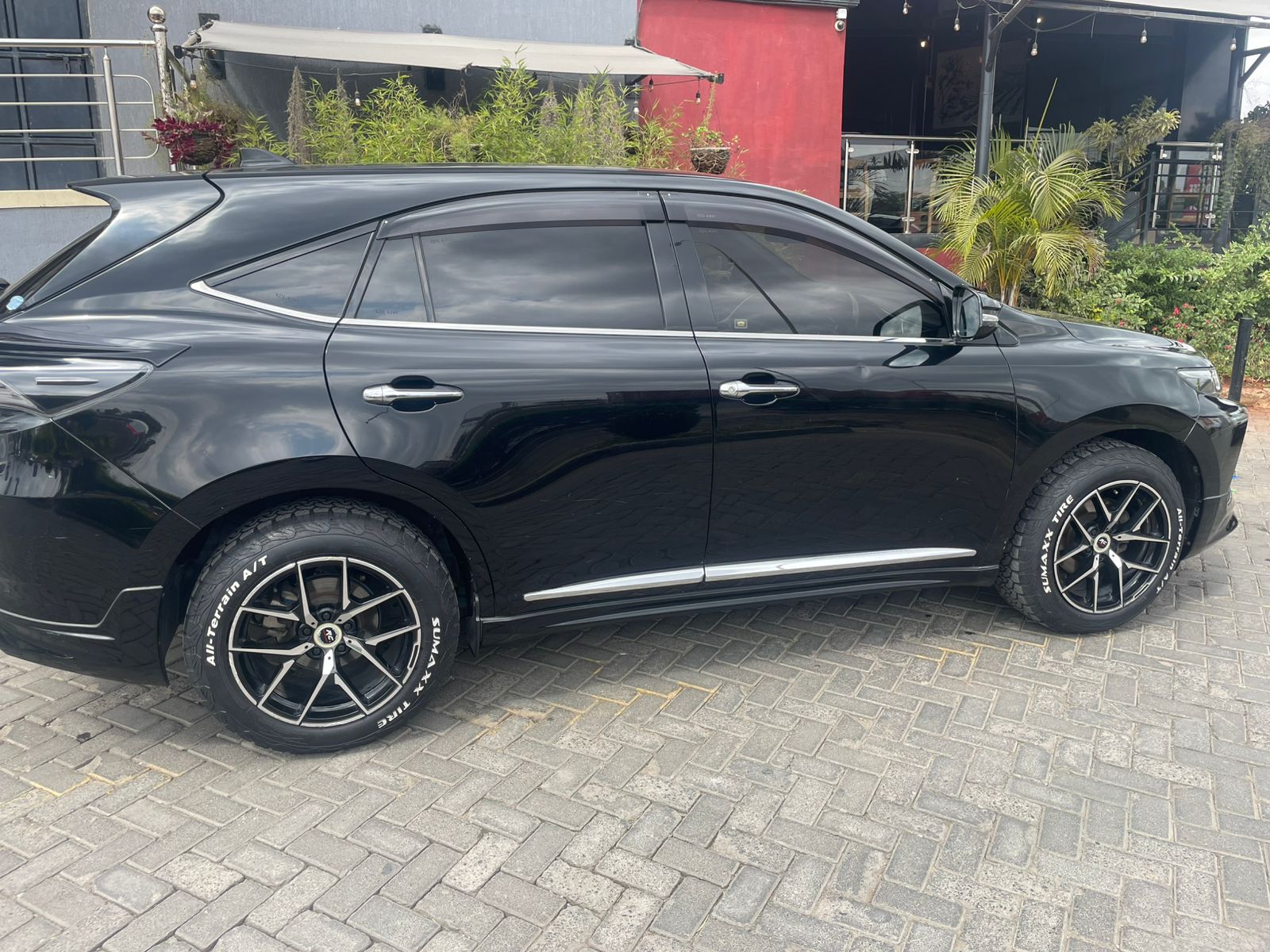 2016 Toyota Harrier
