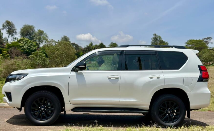 2023 Toyota Land Cruiser Prado TXL