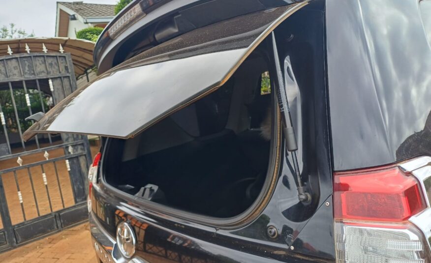 2014 Toyota Prado
