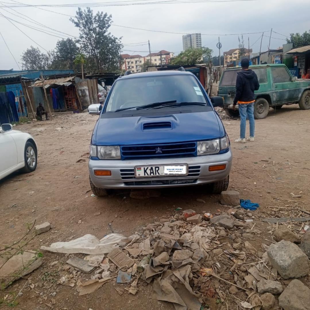Mitsubishi RVR 1996