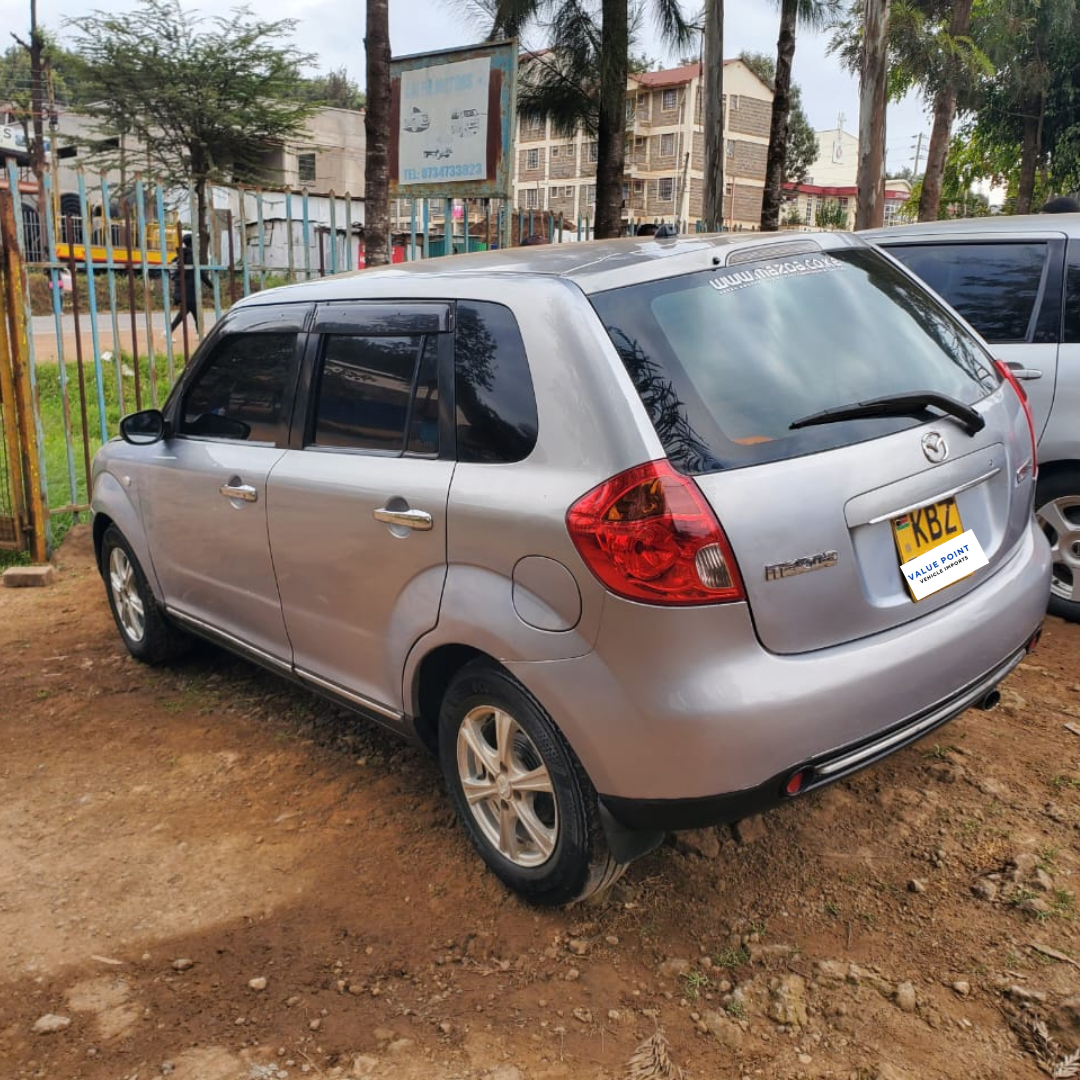 Mazda Verisa 2007