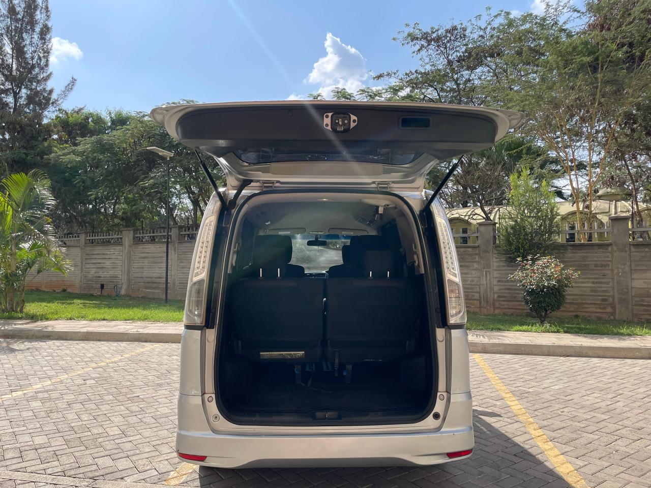 2014 Nissan Serena