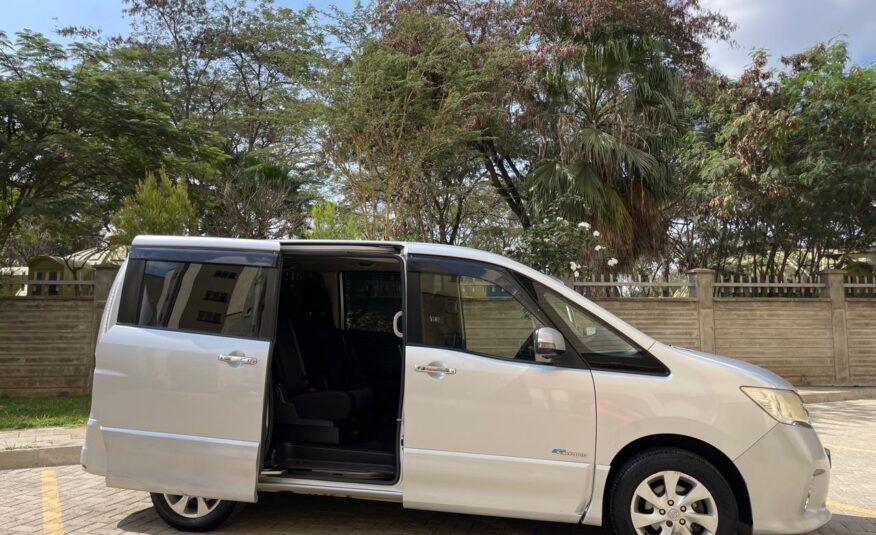 2014 Nissan Serena