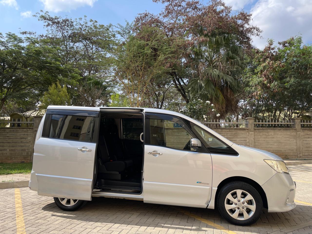 2014 Nissan Serena