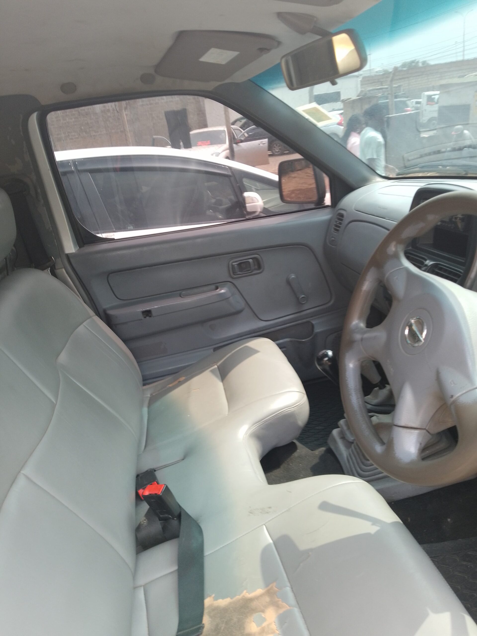 2016 Nissan NP300