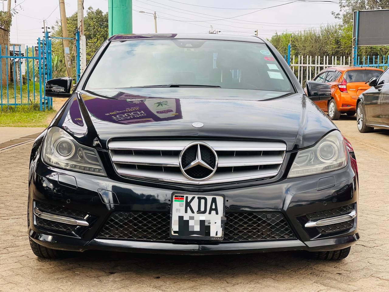 2013 Mercedes-Benz C200