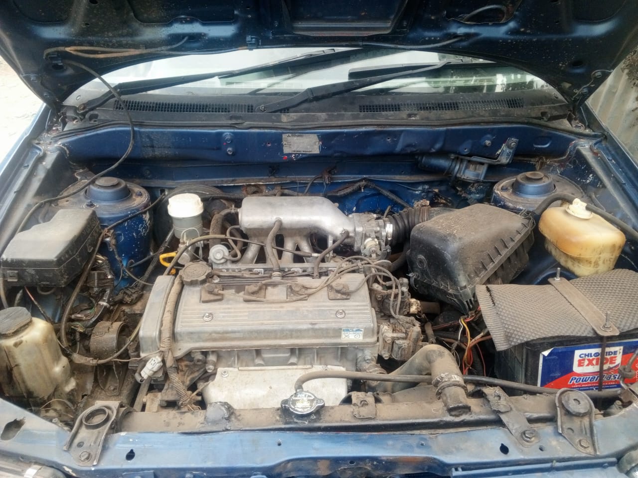 Mitsubishi RVR 1996