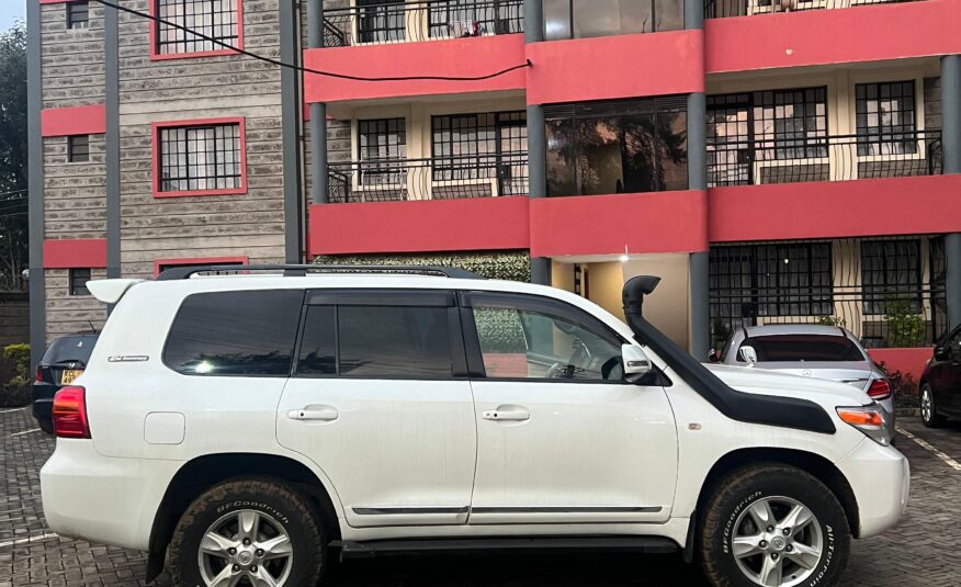 2008 Toyota Land Cruiser V8