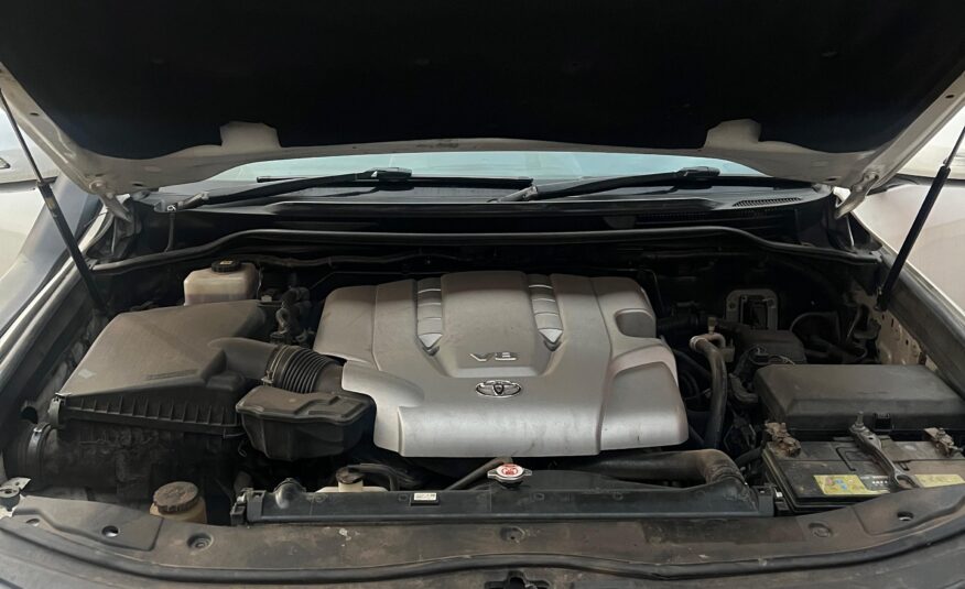 2008 Toyota Land Cruiser V8