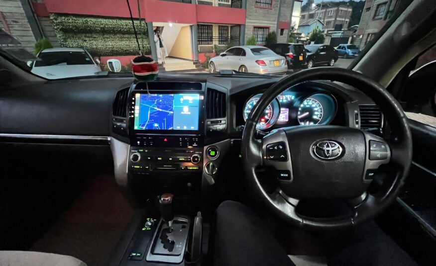 2008 Toyota Land Cruiser V8