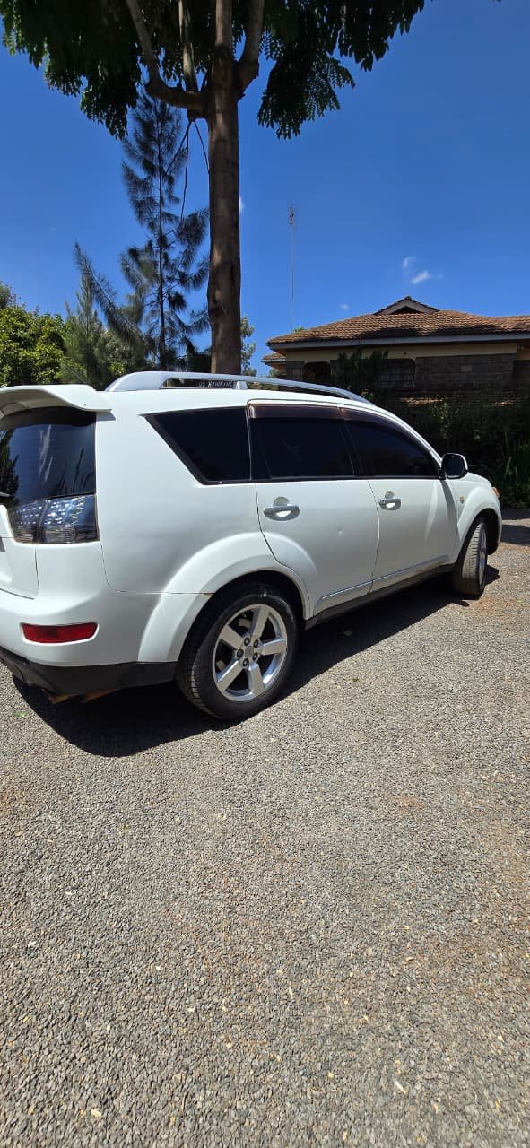 Mitsubishi Outlander 2006