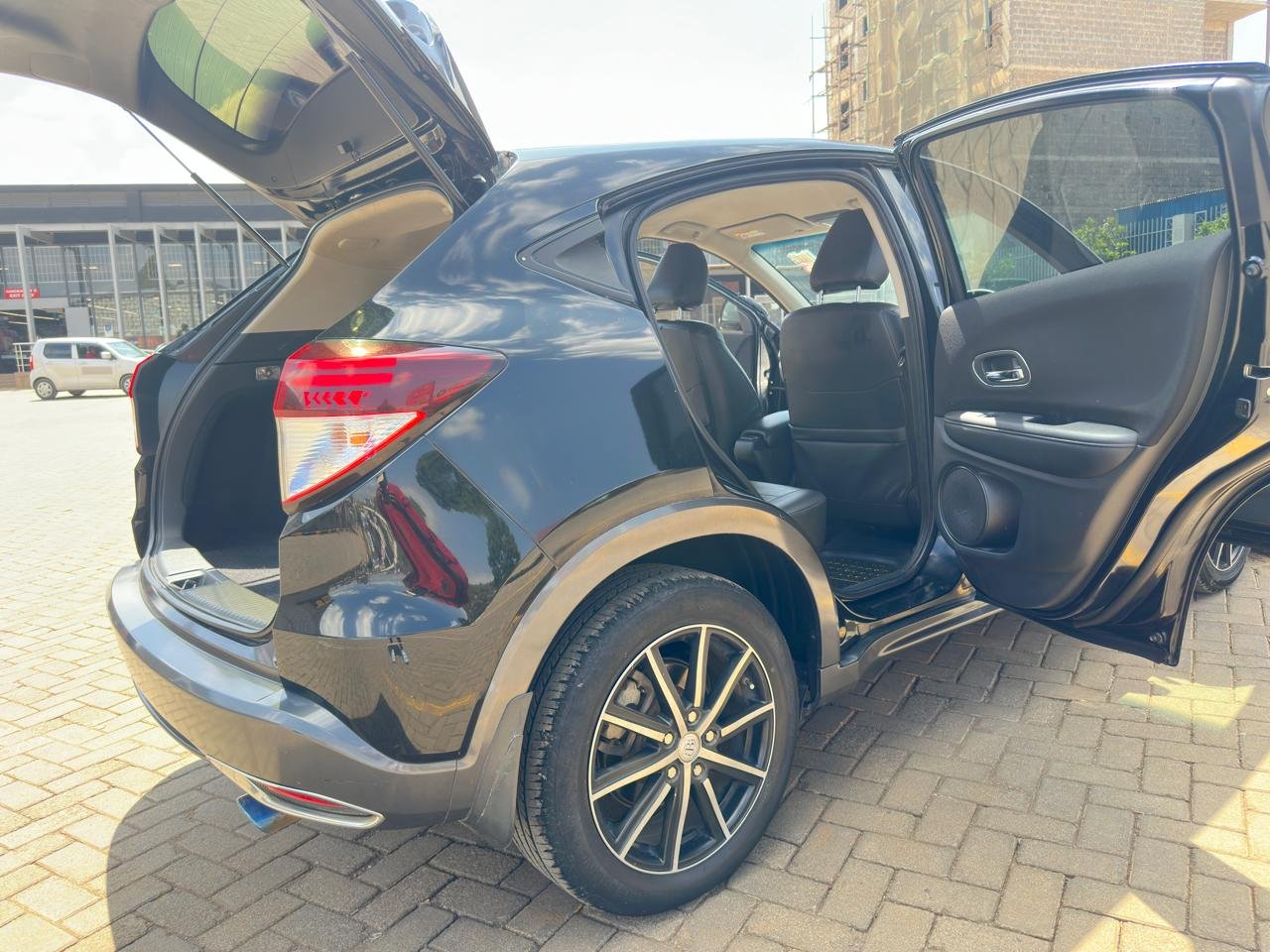 Honda Vezel Hybrid 2015