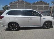 Mitsubishi Outlander 2016