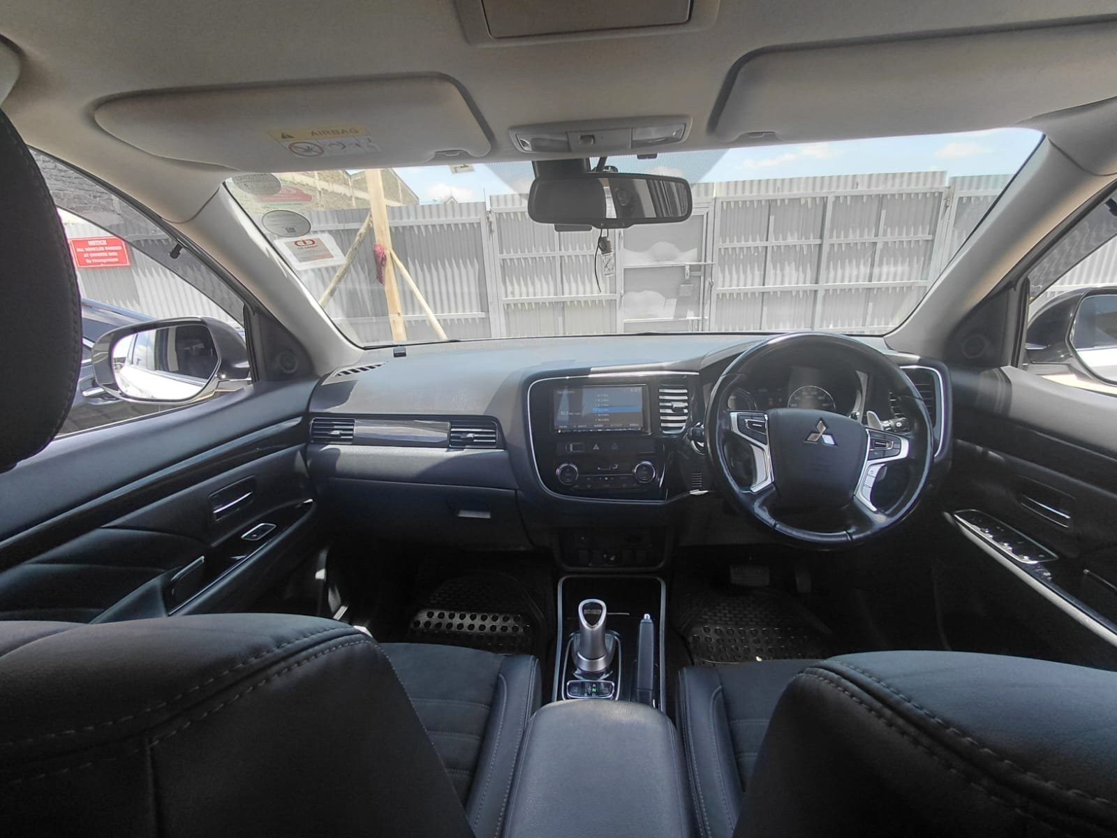 Mitsubishi Outlander 2016