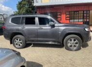 Toyota Land Cruiser LC300 Sahara 2024